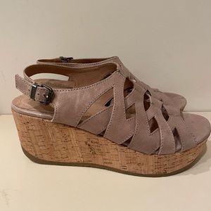 3 in wedge heel. Excellent condition.